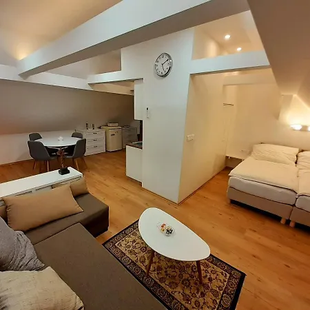 Apartmany V Centru - Lazne Kynzvart Exterior photo